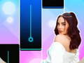                                                                       Kim Loaiza Piano tiles ﻞﯿﮭﮐ